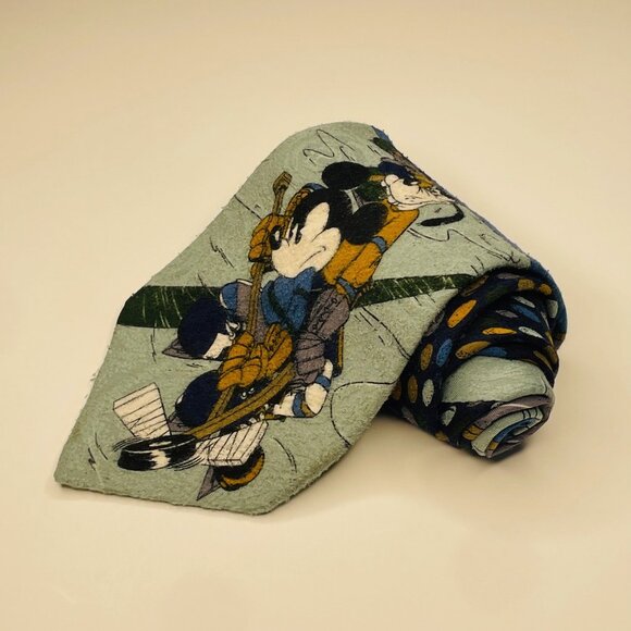 ✨ 2 for 20 ✨ Fun Disney Mickey Unlimited Hockey with Goofy Necktie - Picture 1 of 8